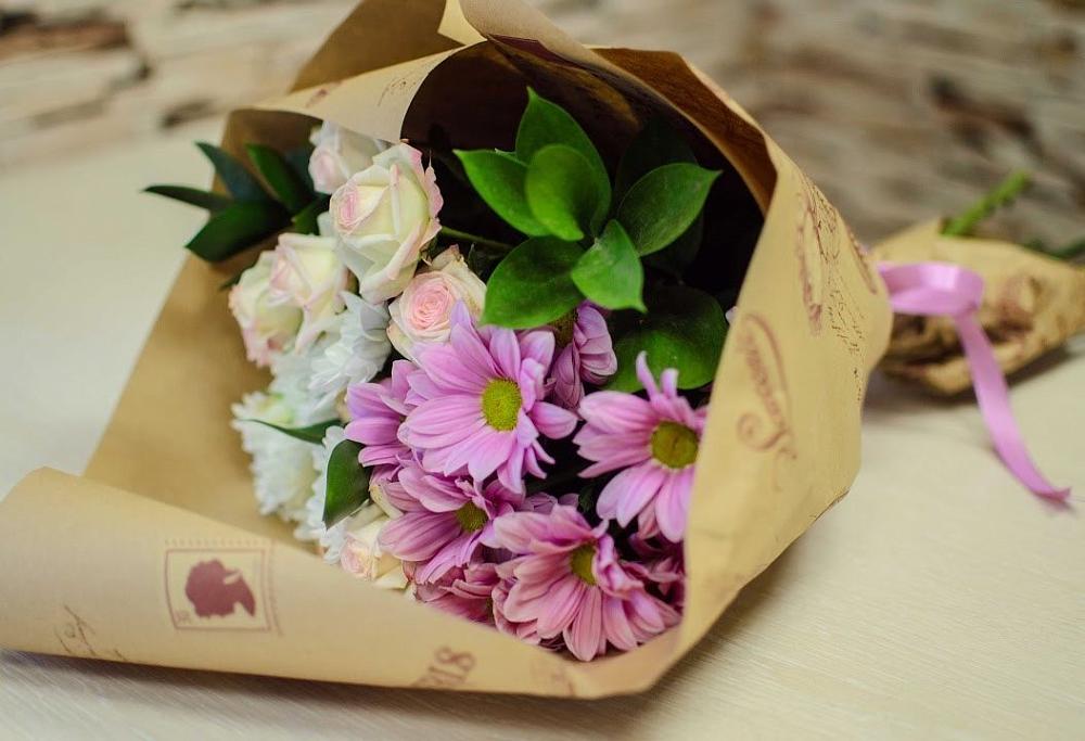 Букет цветов из: Розы и Хризантемы в Петровское Щелковского района