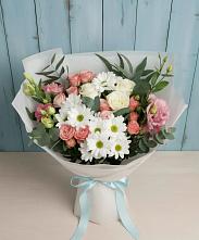 Букет цветов из:  Розы, Лизиантусы и Хризантемы в Петровское Щелковского района