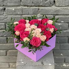 Цветочная композиция из Розы в коробке в Петровское Щелковского района