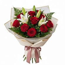 Букет цветов из:  Лилии и Розы в Петровское Щелковского района