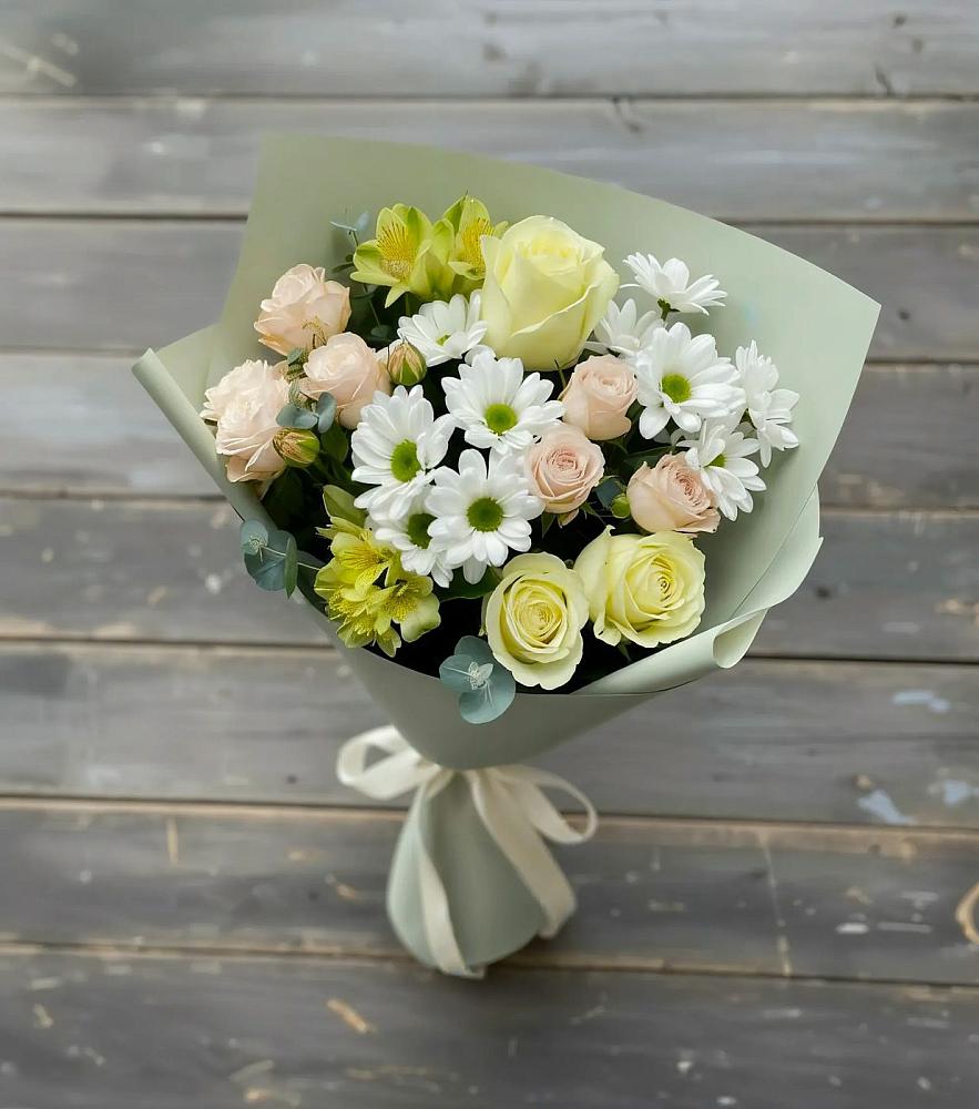 Букет цветов из: Альстромерии, Розы и Хризантемы в Петровское Щелковского района