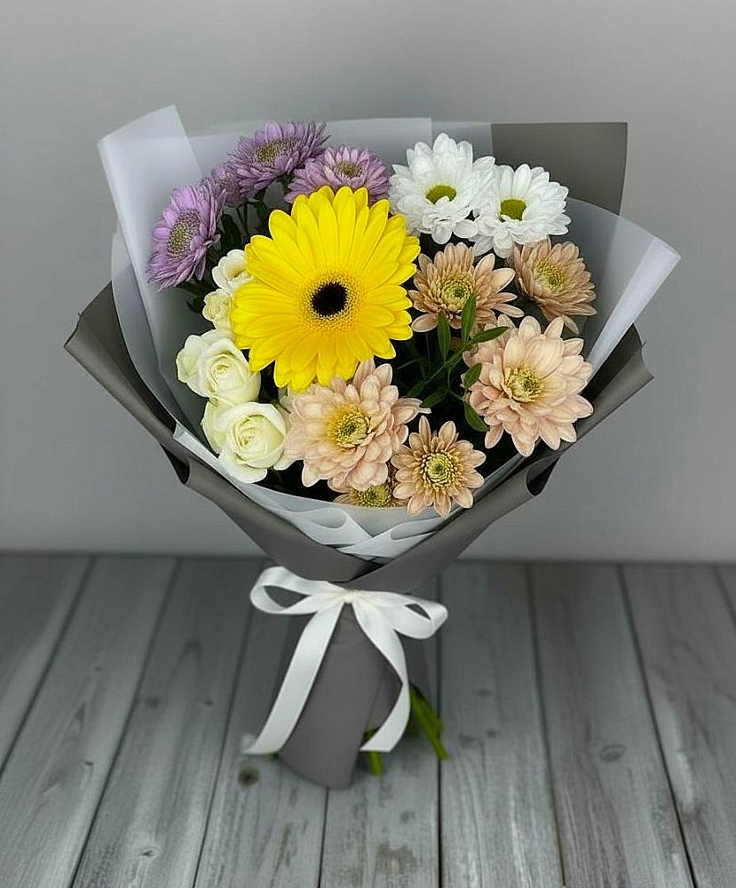Букет цветов из: Розы, Герберы и Хризантемы в Петровское Щелковского района