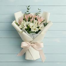 Букет цветов из:  Альстромерии в Петровское Щелковского района