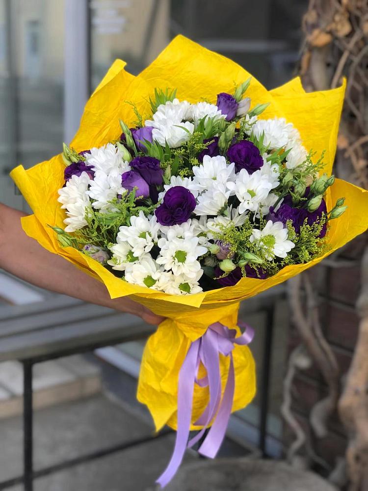 Букет цветов из: Ирисы, Хризантемы и Ромашки в Петровское Щелковского района