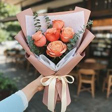 Букет цветов из:  Розы в Петровское Щелковского района