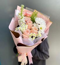 Букет цветов из:  Хризантемы и Розы в Петровское Щелковского района