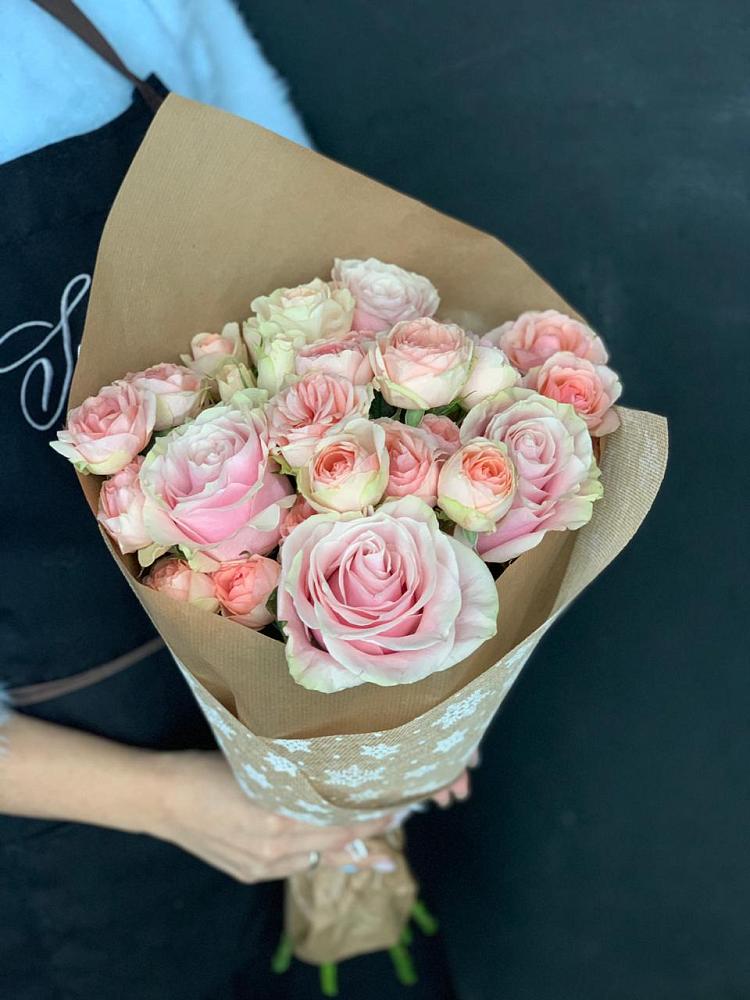 Букет цветов из: Хризантемы и Розы в Петровское Щелковского района