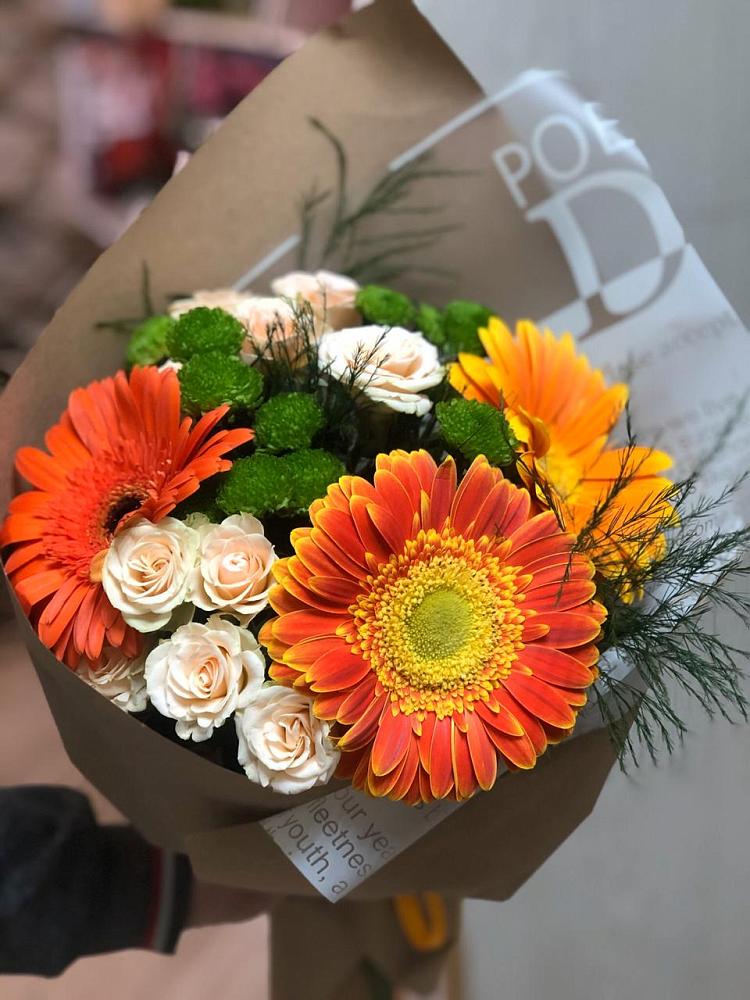Букет цветов из: Герберы, Хризантемы и Розы в Петровское Щелковского района